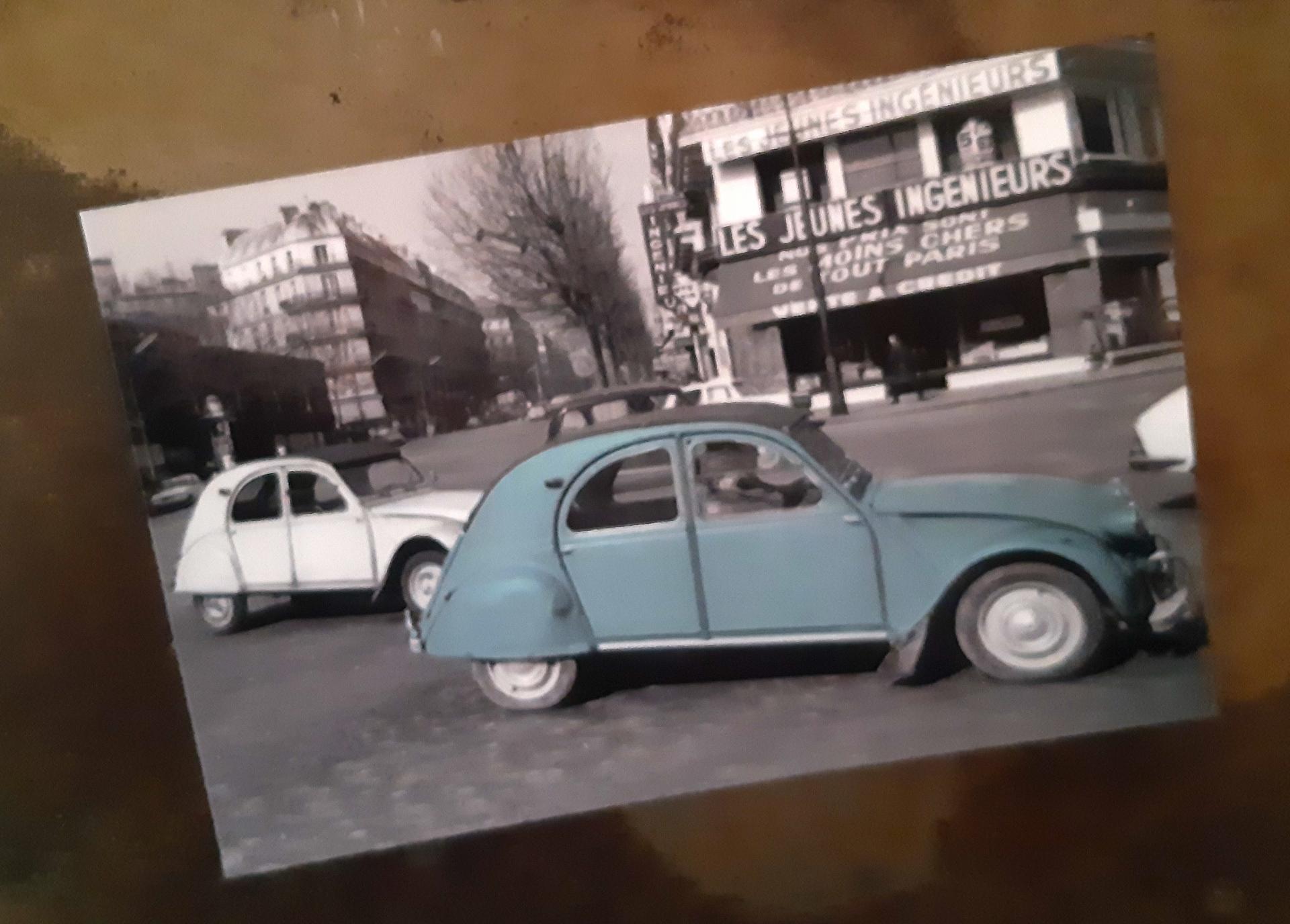 Carte postale 2cv deco garage vintage